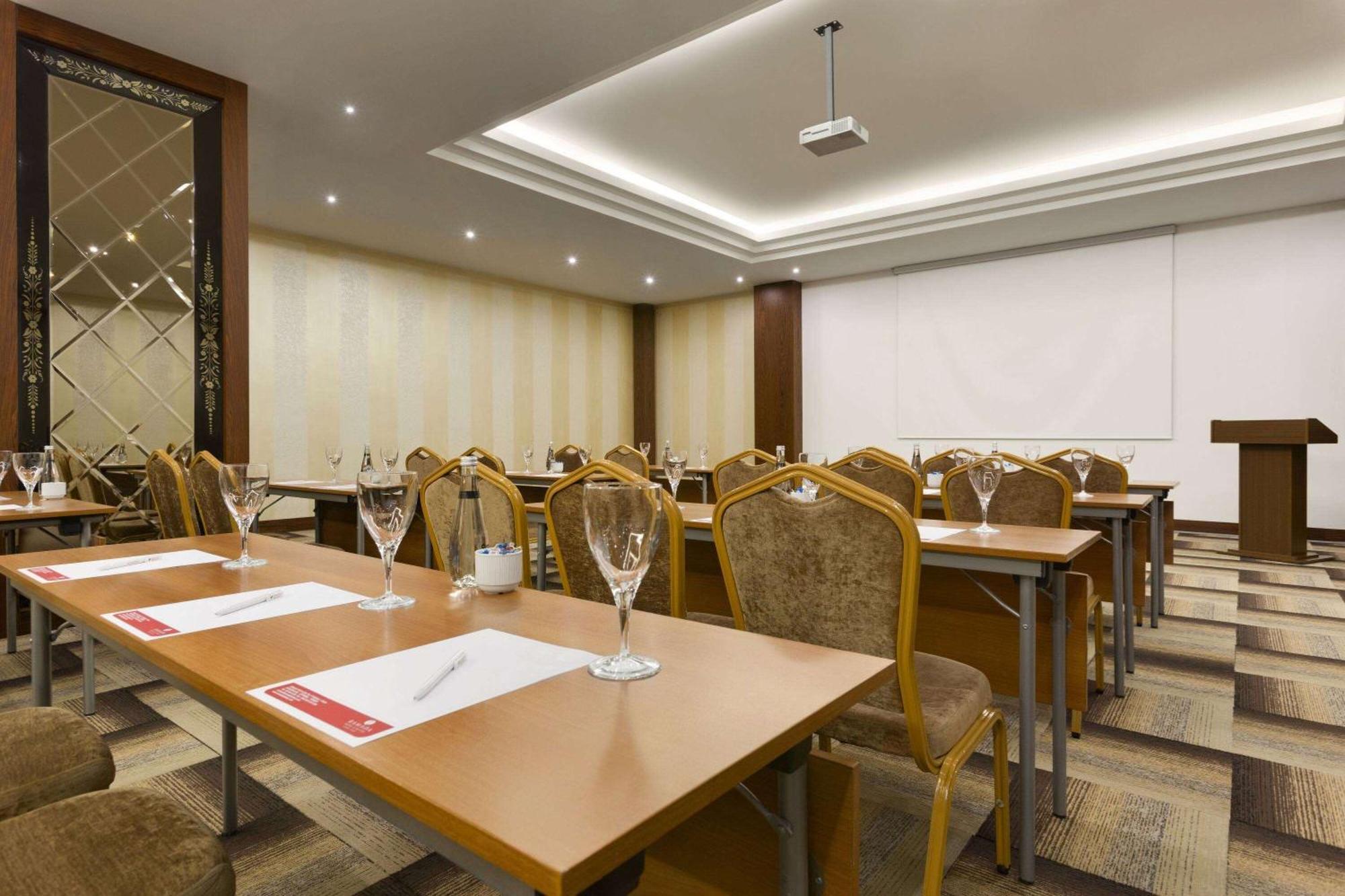 Ramada Plaza By Wyndham Istanbul Atakoy Hotel Luaran gambar